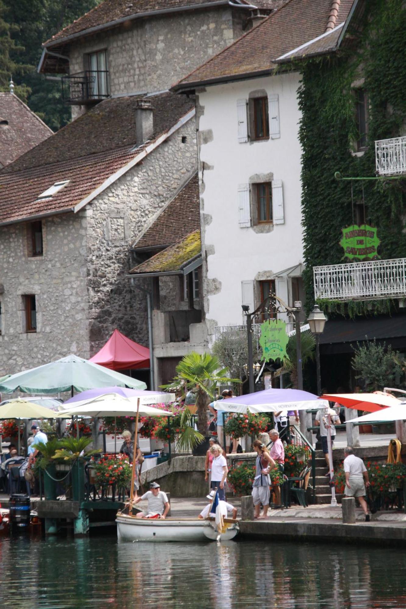 Le Doux Nid Bed & Breakfast Chanaz Dış mekan fotoğraf